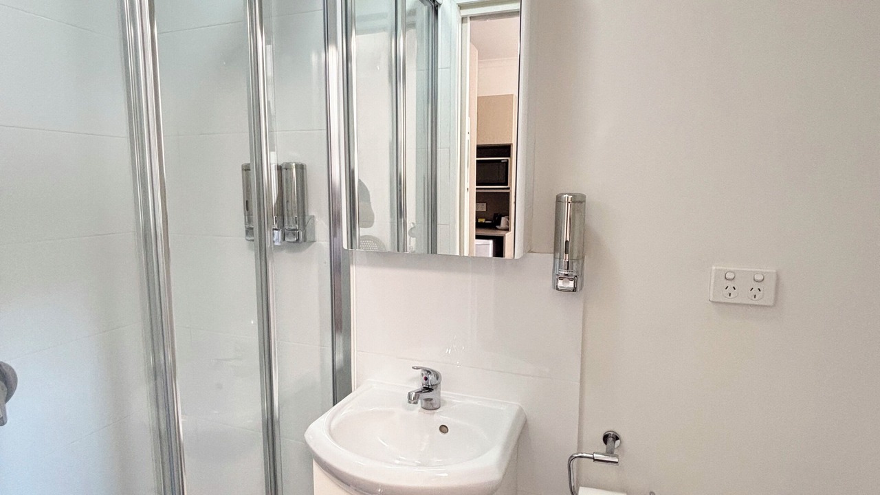 Photo of Bathroom in Parkes