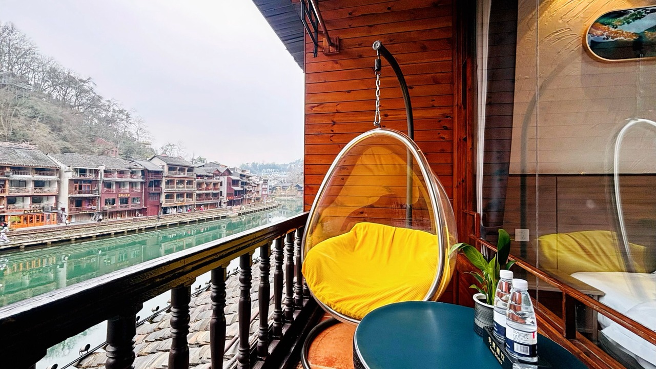 Photo of Bedroom in Fenghuang