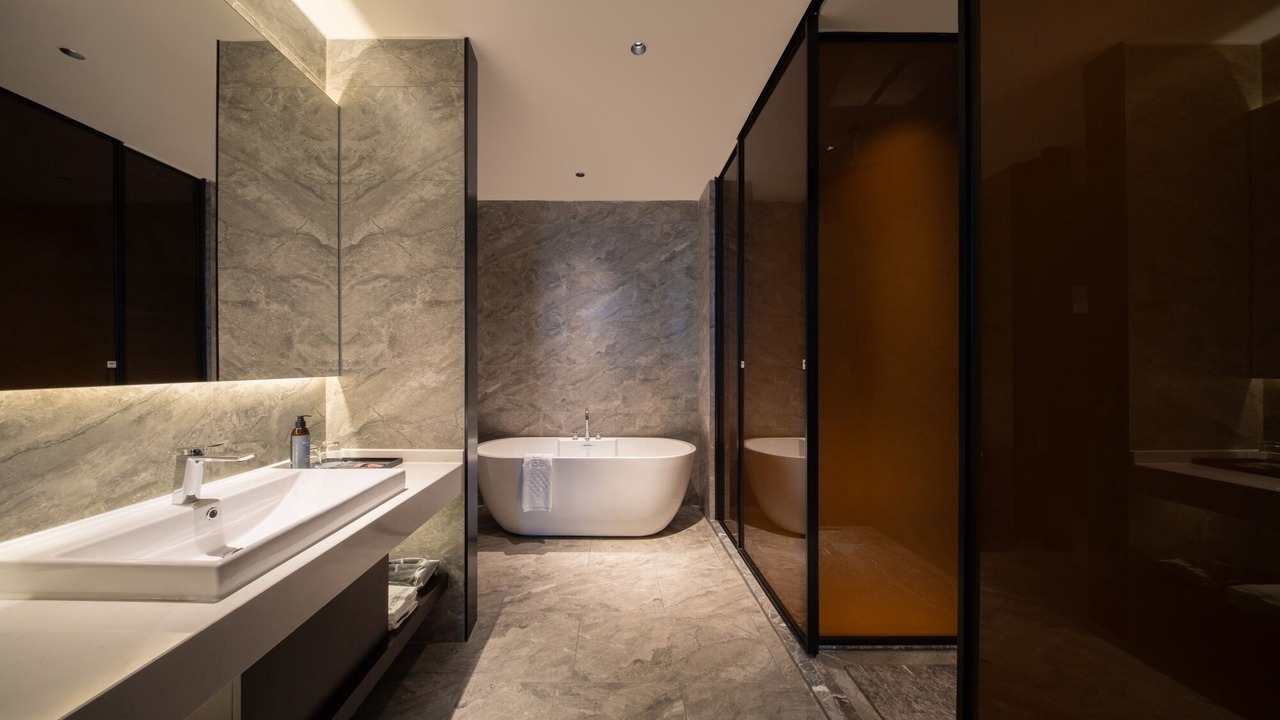 Photo of Bathroom in Bazhou County