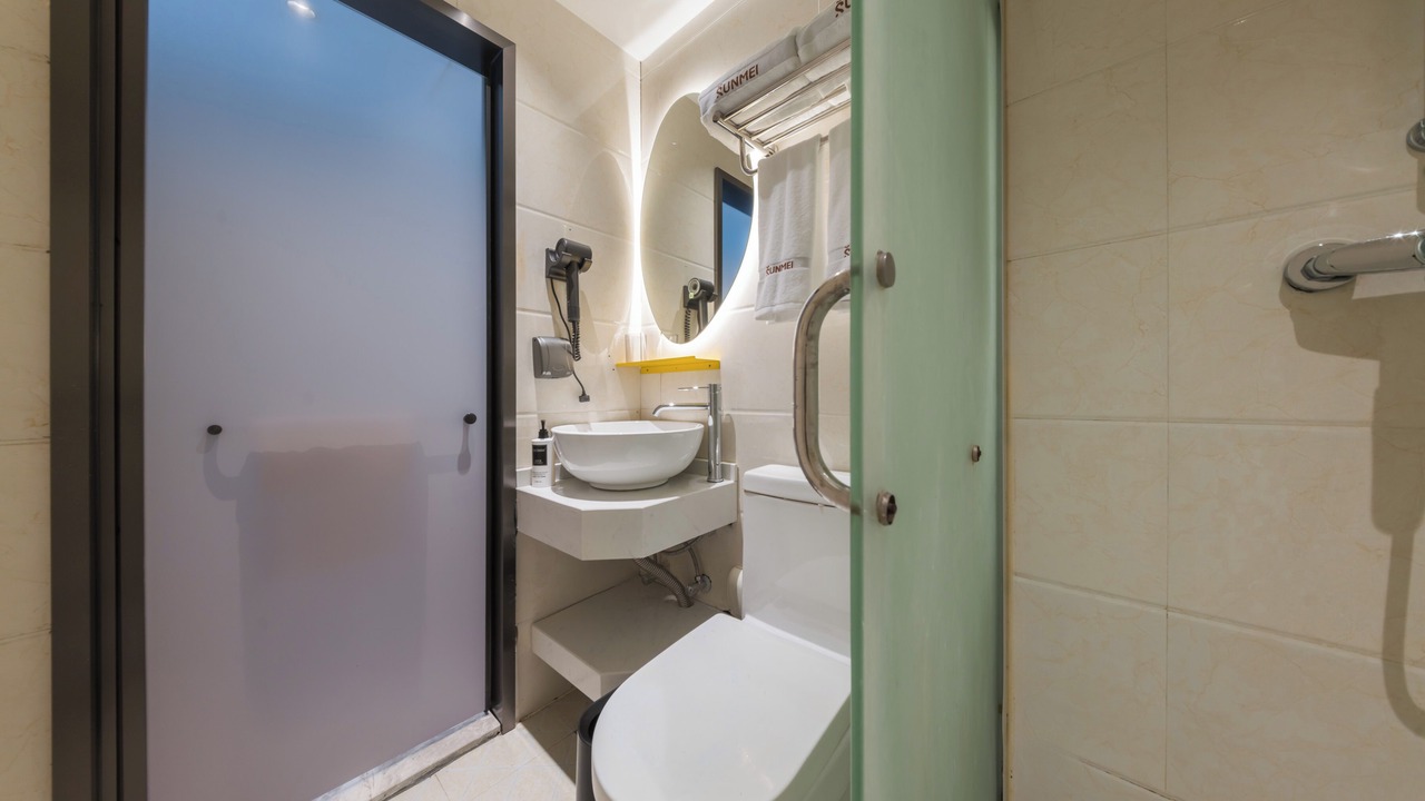 Photo of Bathroom in Hongqiao