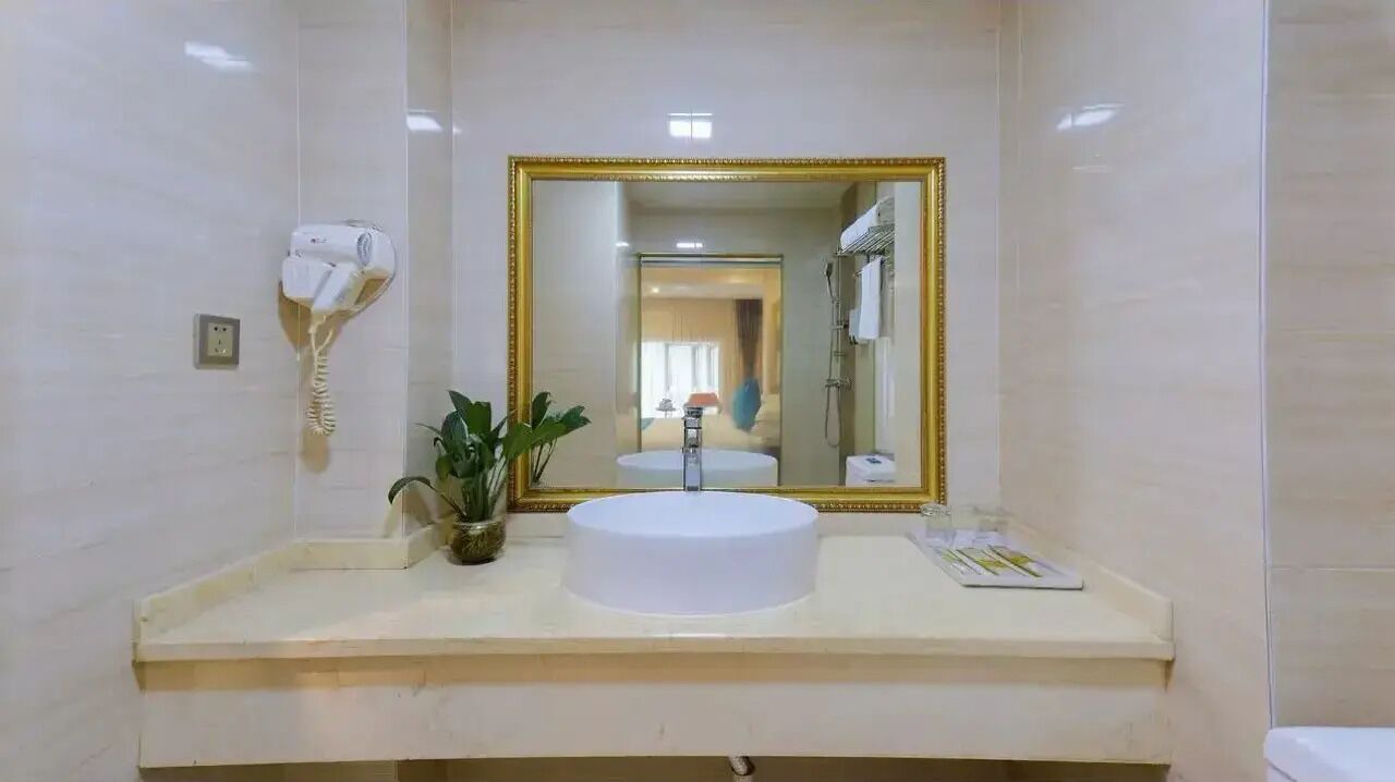 Photo of Bathroom in Shajing