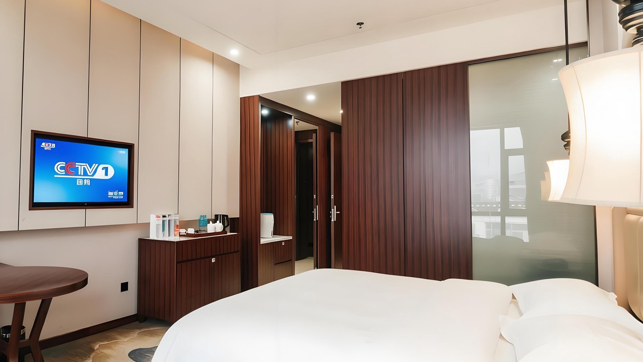 Photo of Bedroom in Shangri-La