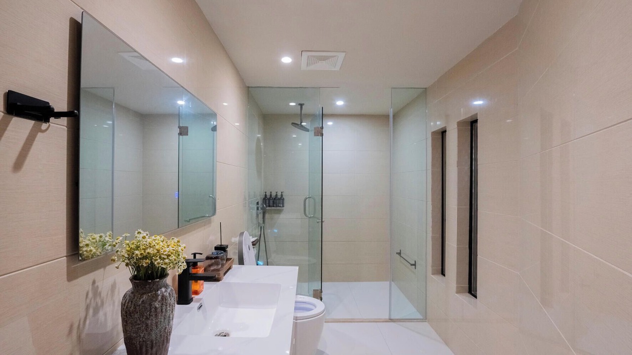 Photo of Bathroom in Dayan Old Town