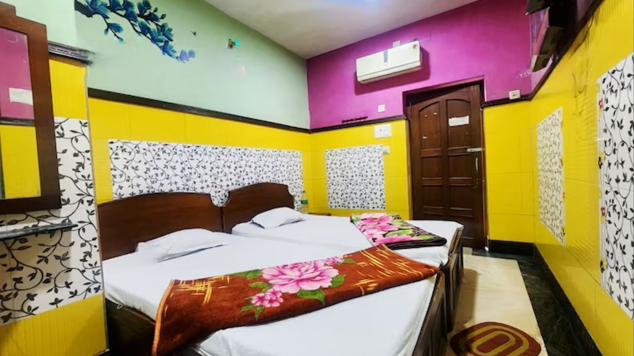 Photo of Bedroom in Sealdah