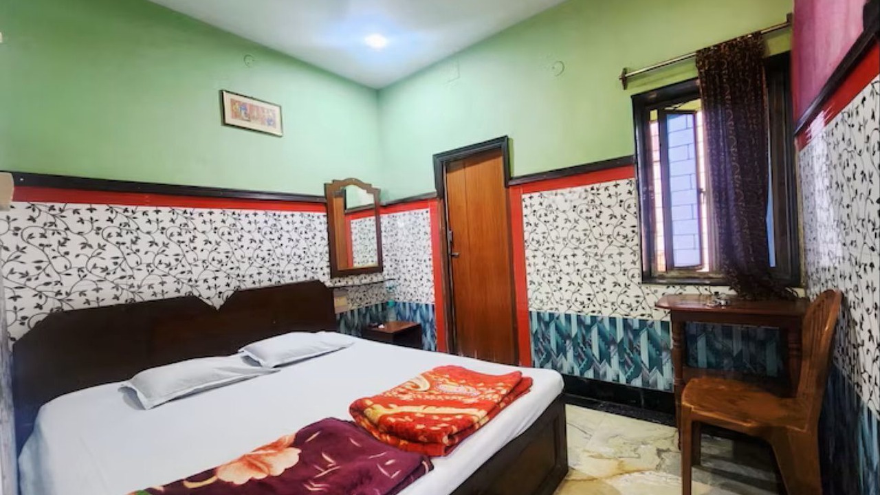 Photo of Bedroom in Sealdah