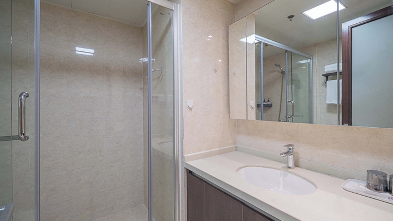 Photo of Bathroom in Shen He