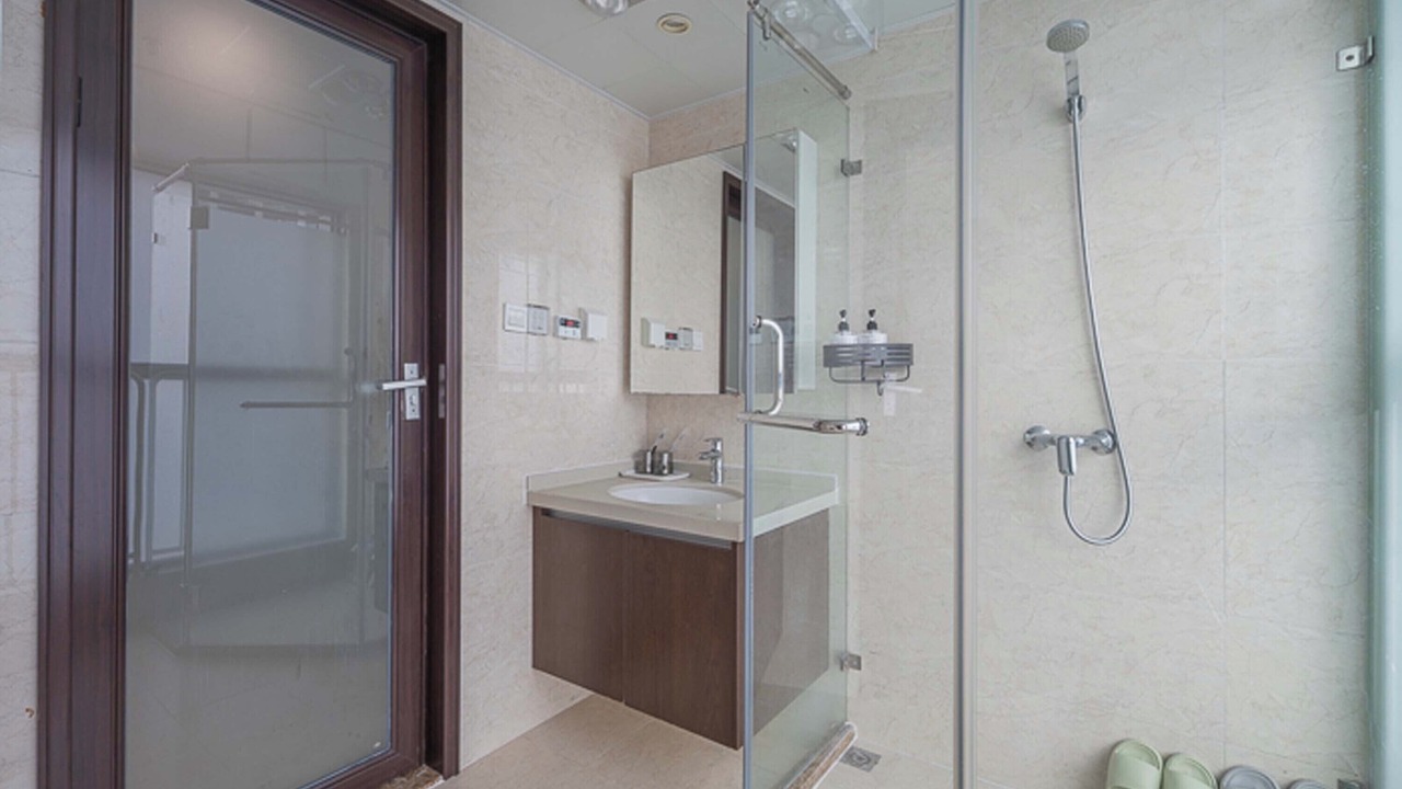 Photo of Bathroom in Shen He