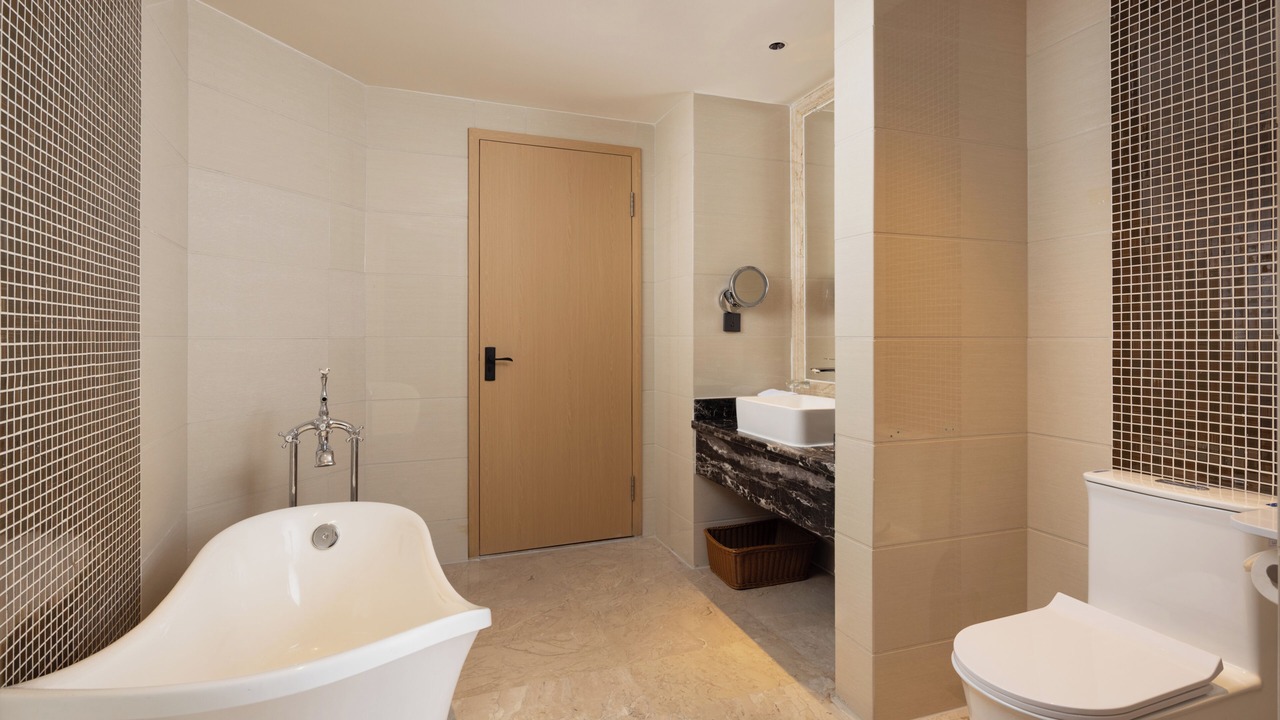 Photo of Bathroom in Houjie