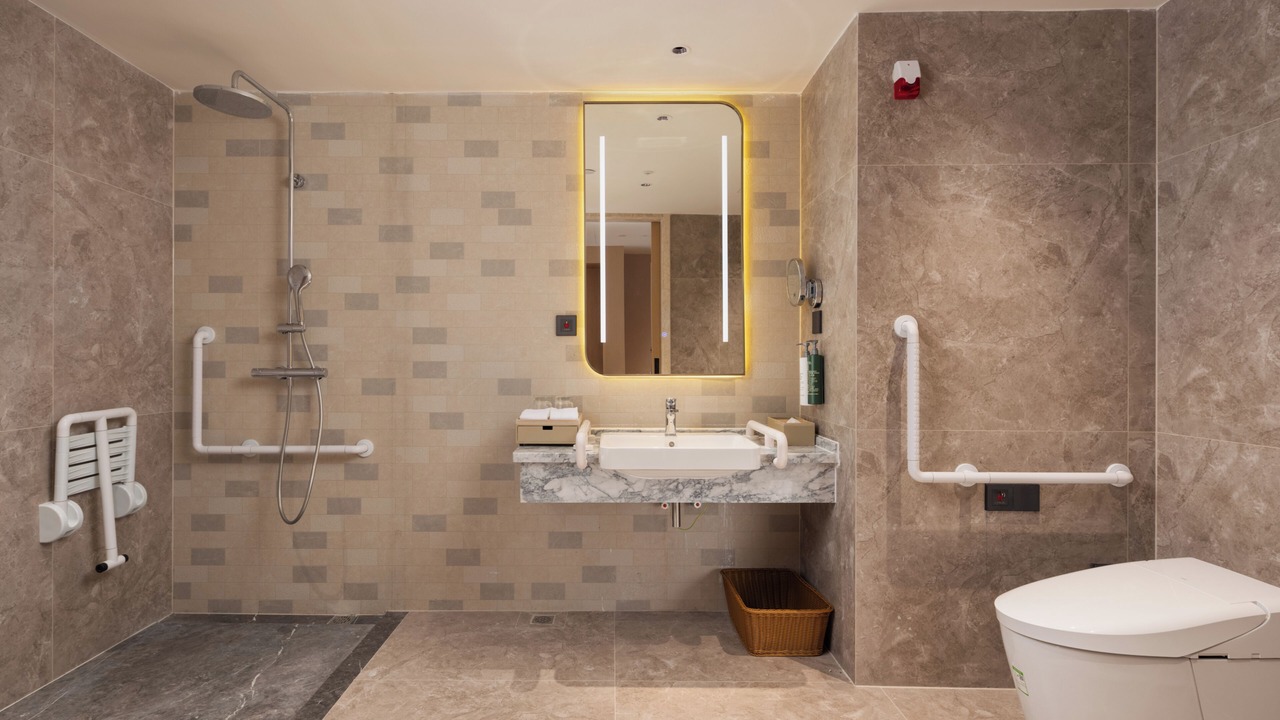 Photo of Bathroom in Houjie