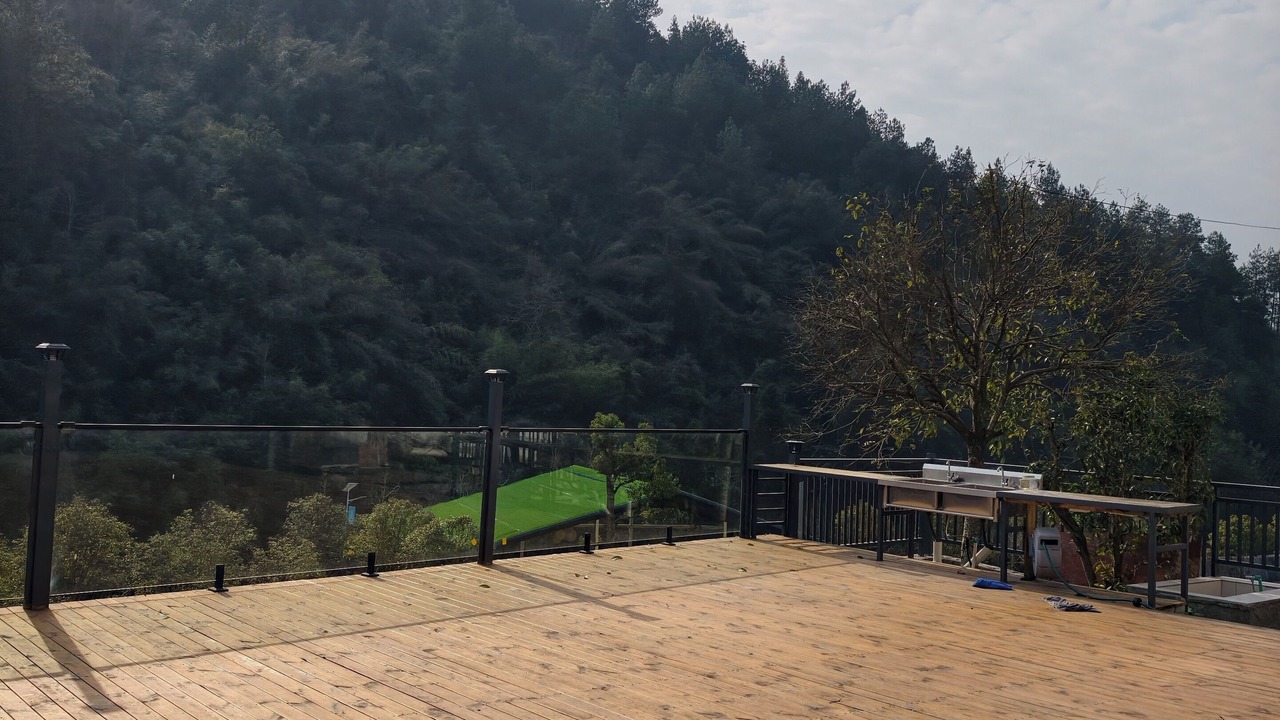 Photo of Patio Balcony in Wulingyuan