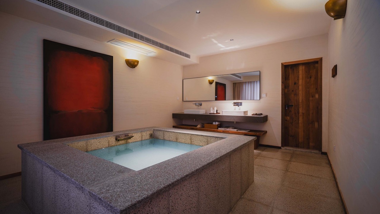 Photo of Bathroom in Emeishan