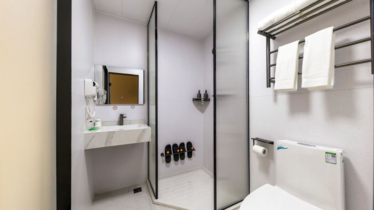 Photo of Bathroom in Lougang