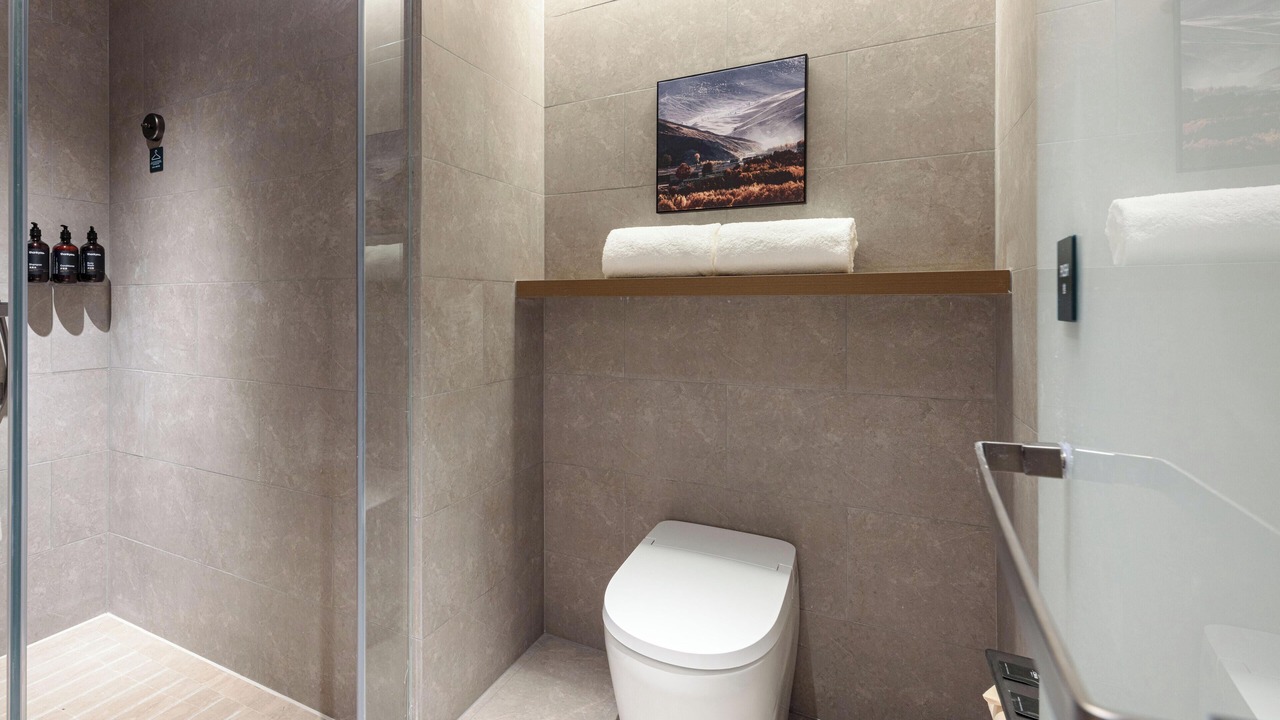Photo of Bathroom in Bin Hu District