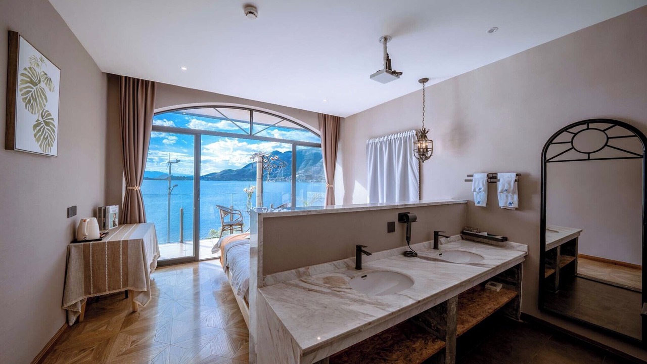 Photo of Bathroom in Dali Town