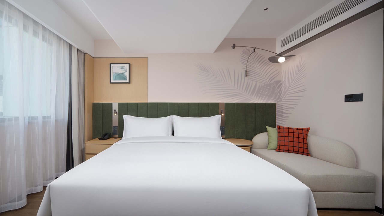 Photo of Bedroom in Luohu