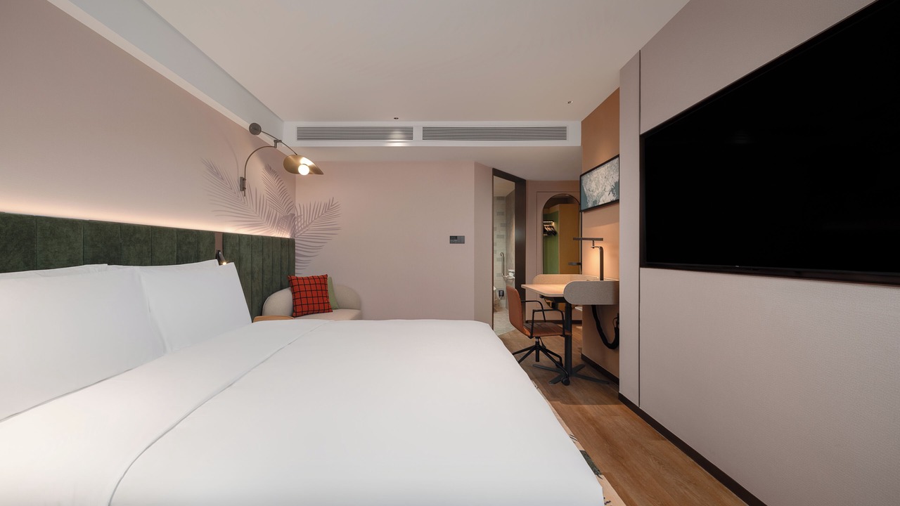 Photo of Bedroom in Luohu