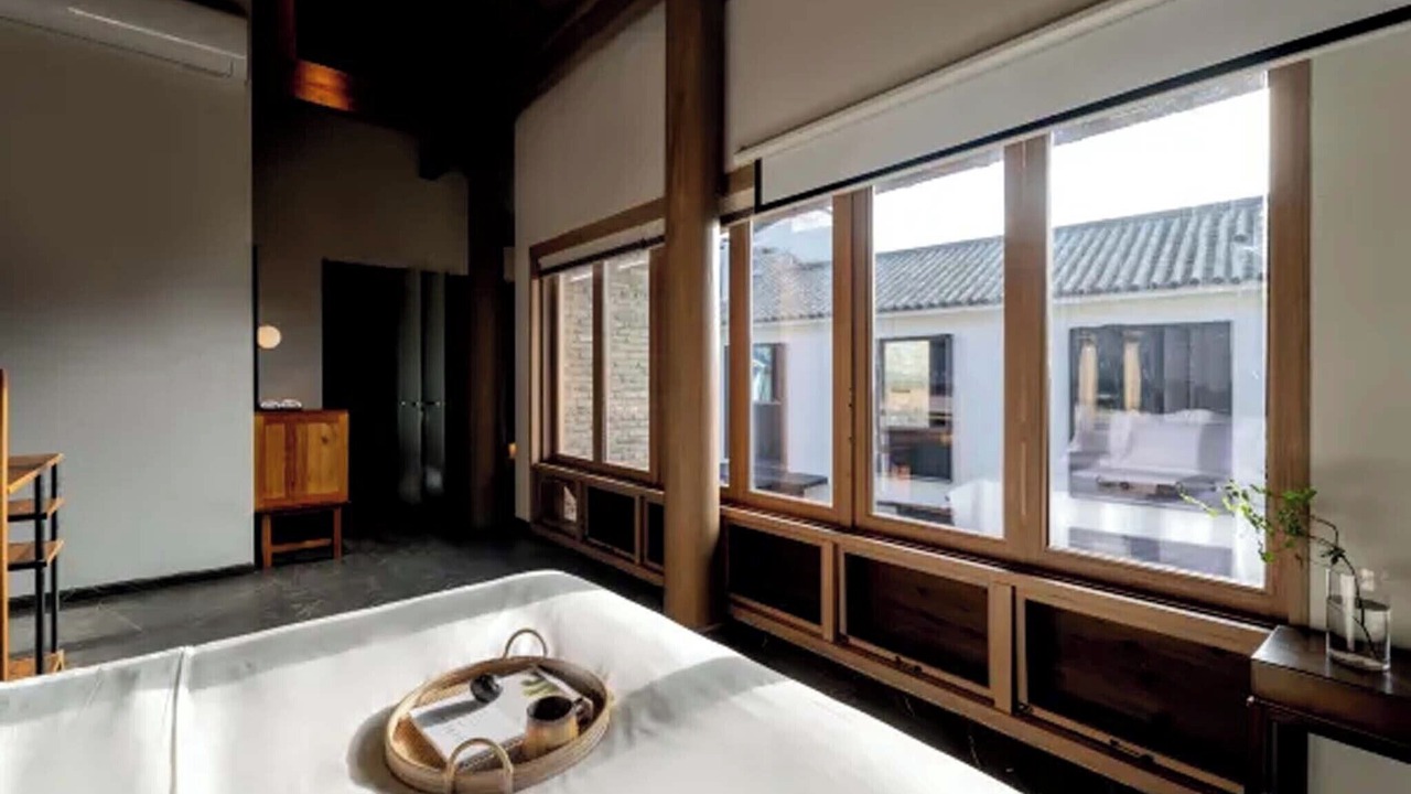Photo of Bedroom in Dali Ancient Town