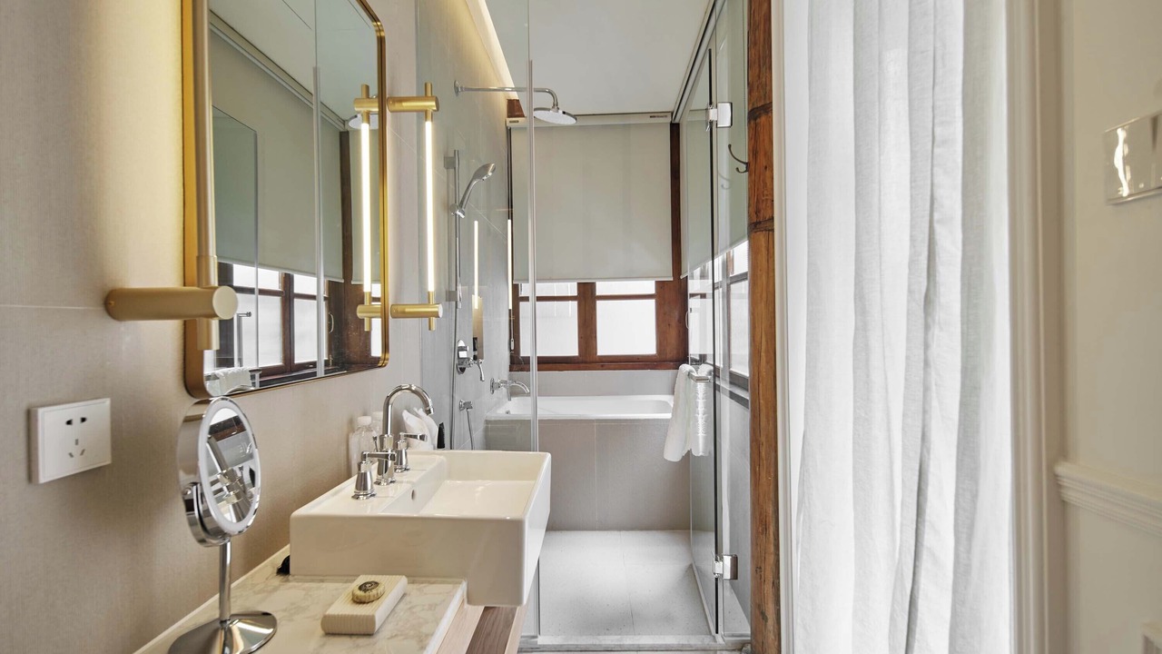Photo of Bathroom in Xizhou