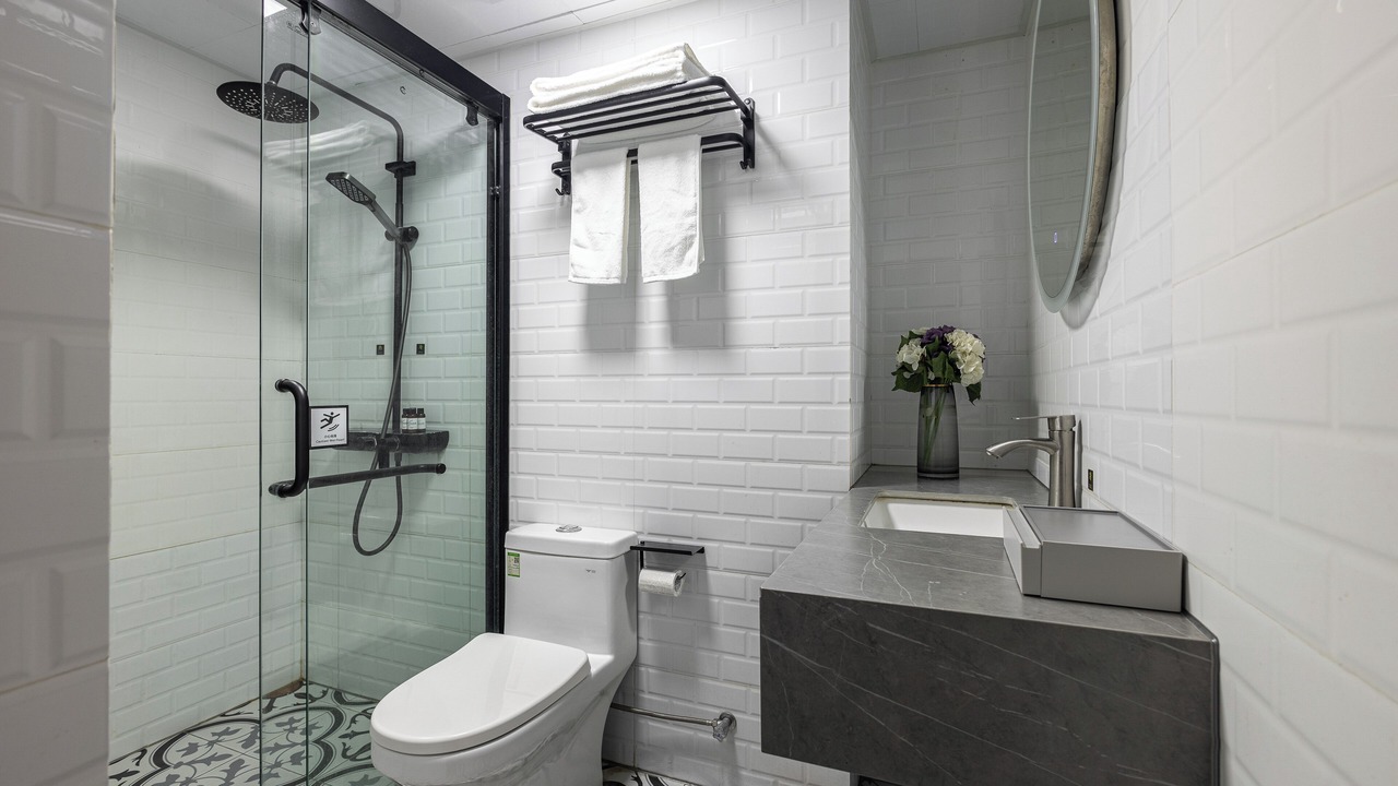 Photo of Bathroom in Beijing Road