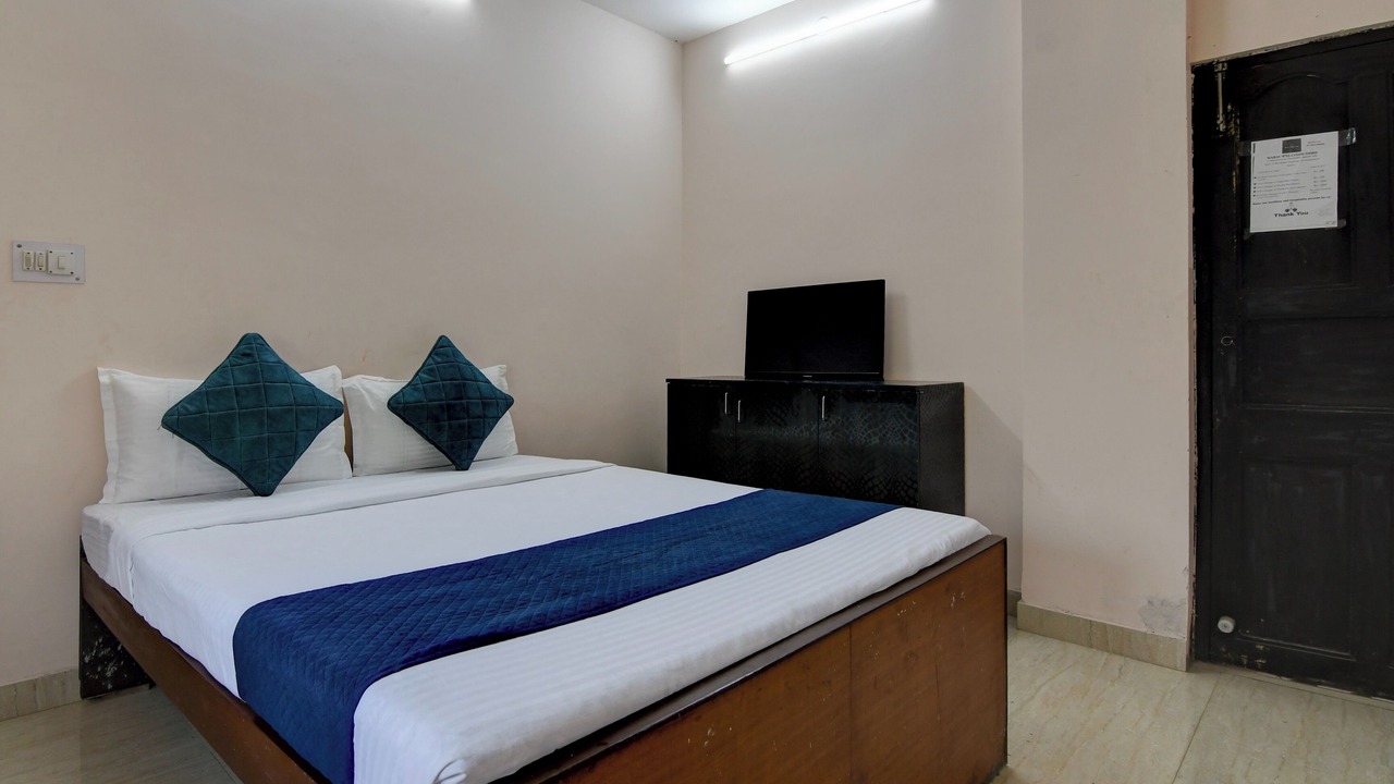 Photo of Bedroom in Sector 1
