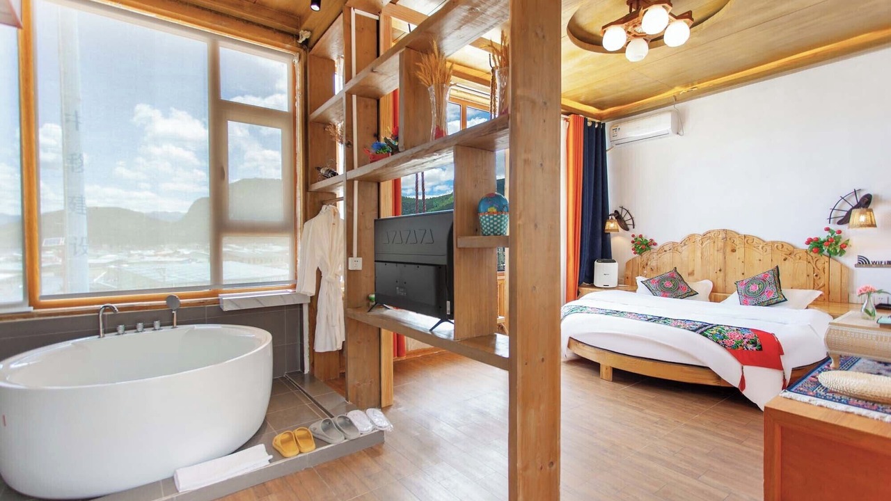 Photo of Bedroom in Shangri-La