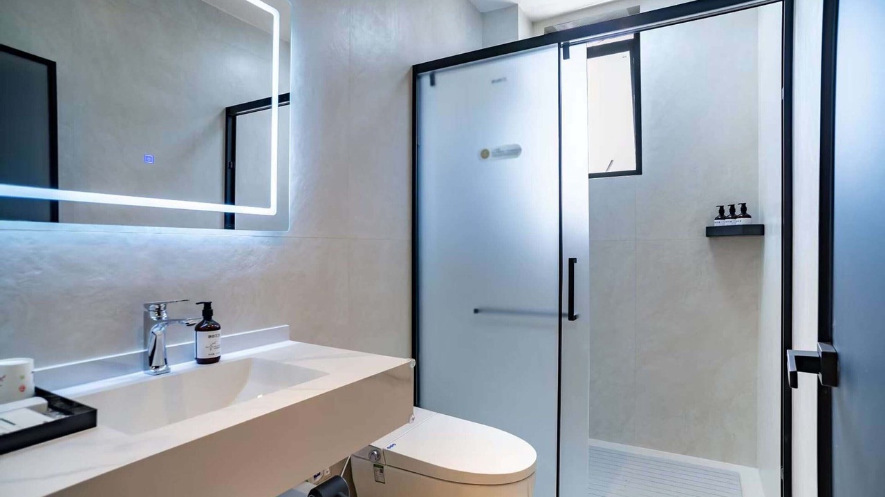 Photo of Bathroom in Shangri-La