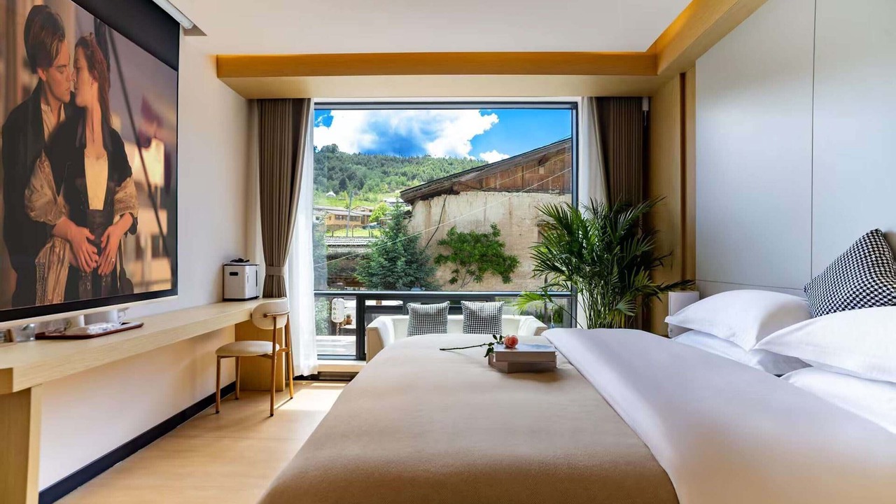 Photo of Bedroom in Shangri-La