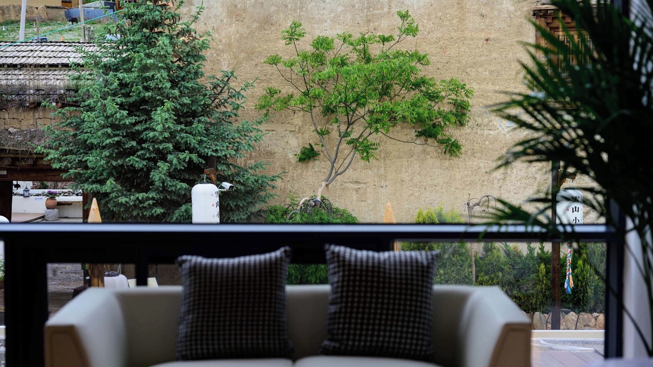 Photo of Bedroom in Shangri-La