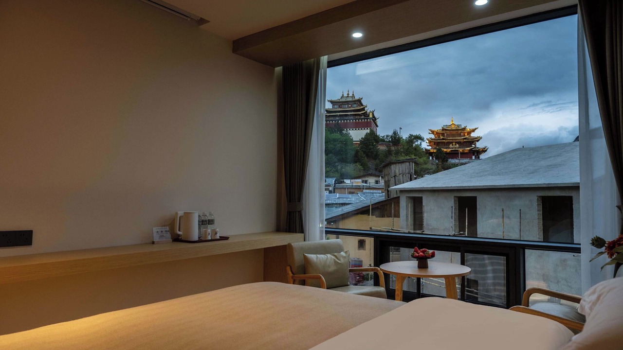 Photo of Bedroom in Shangri-La