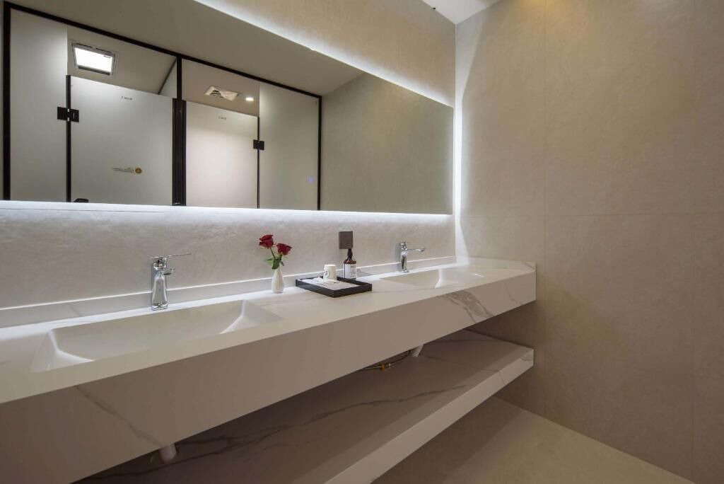 Photo of Bathroom in Shangri-La