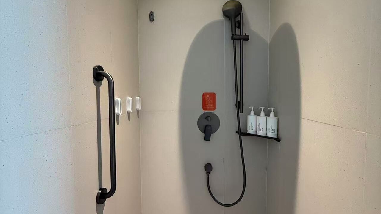 Photo of Bathroom in Yongdeng County