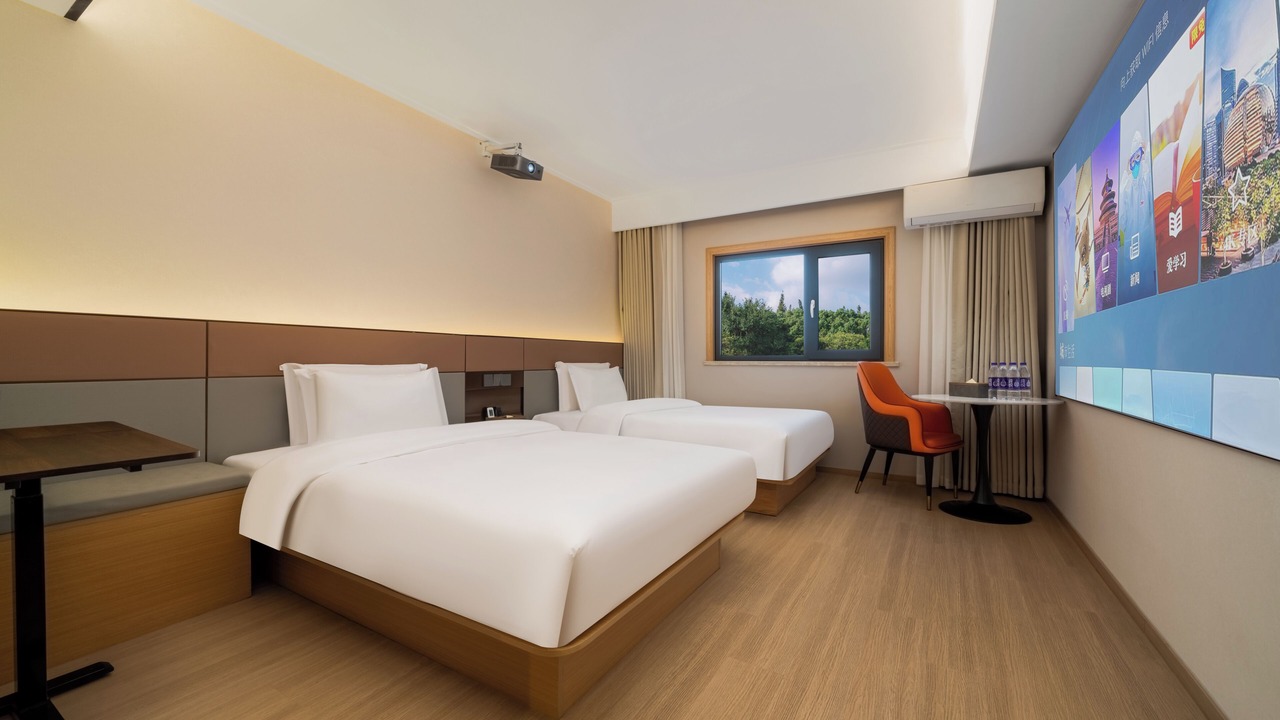 Photo of Bedroom in Downtown Hangzhou