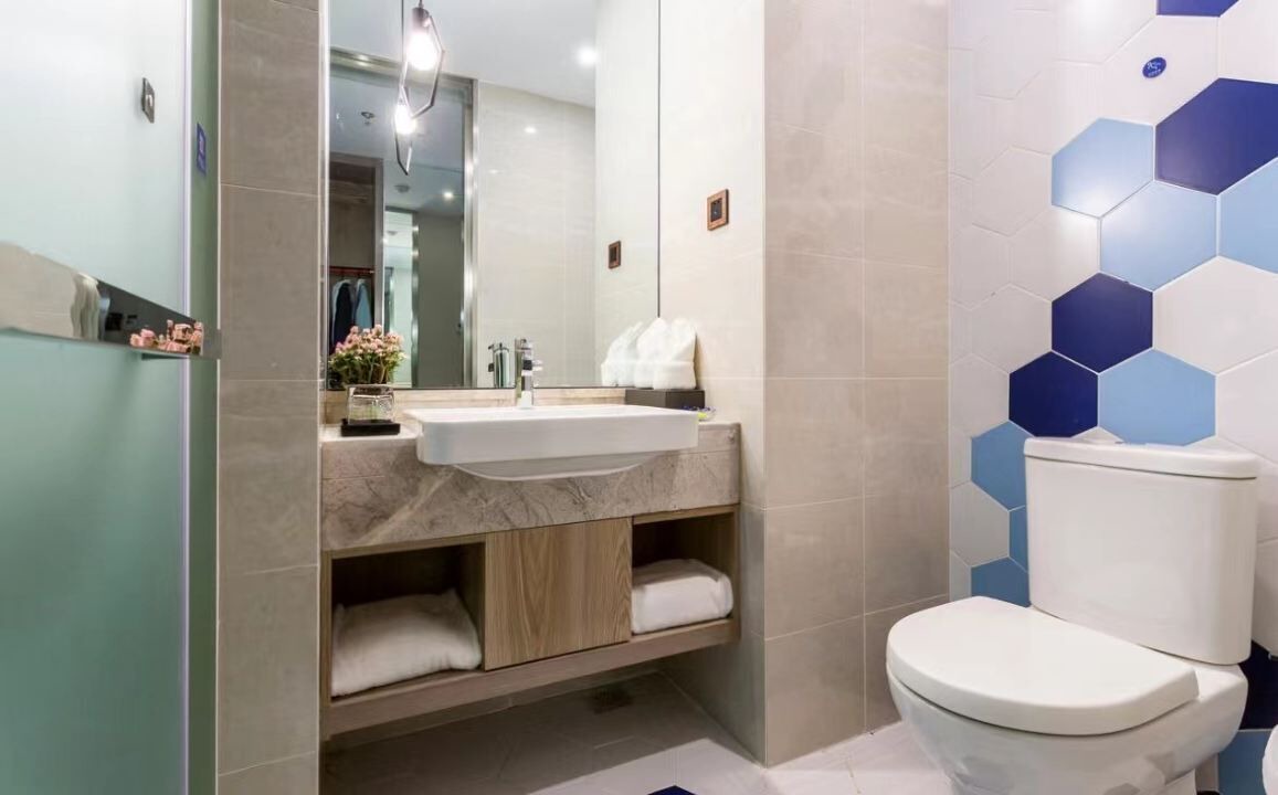 Photo of Bathroom in Xujiahui