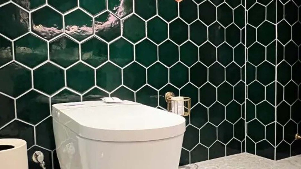 Photo of Bathroom in Dali Town
