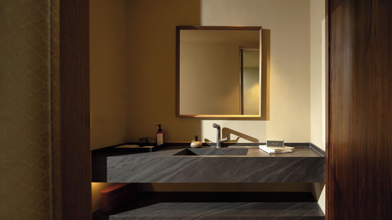 Photo of Bathroom in Shangri-La