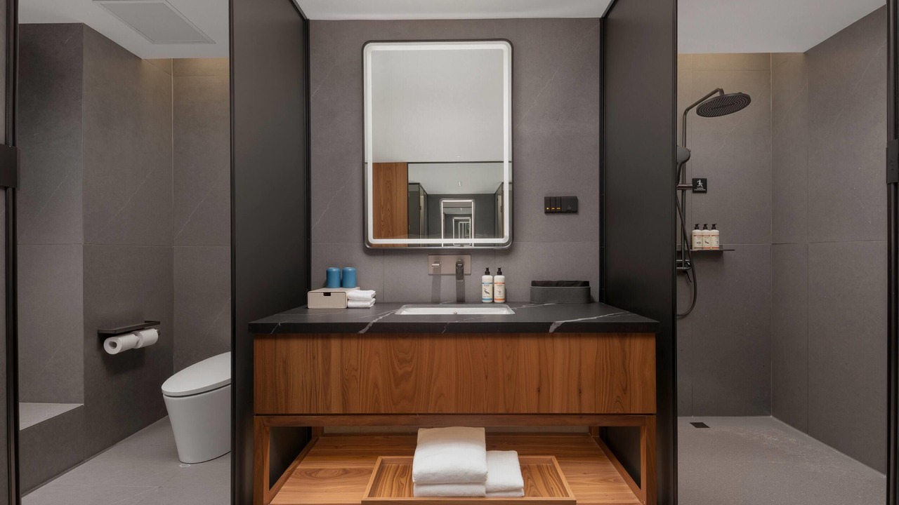 Photo of Bathroom in Yueyanglou District