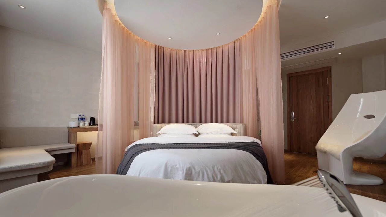 Photo of Bedroom in Tunxi