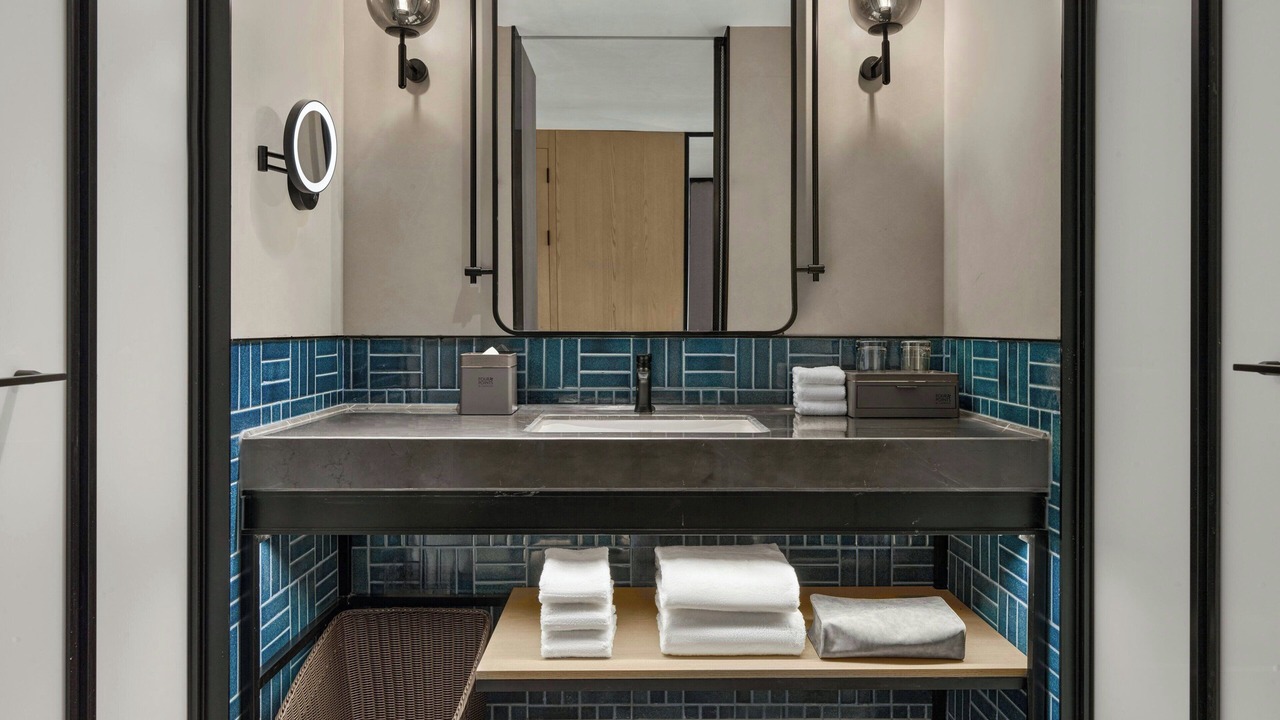 Photo of Bathroom in Zhonglou Shangquan