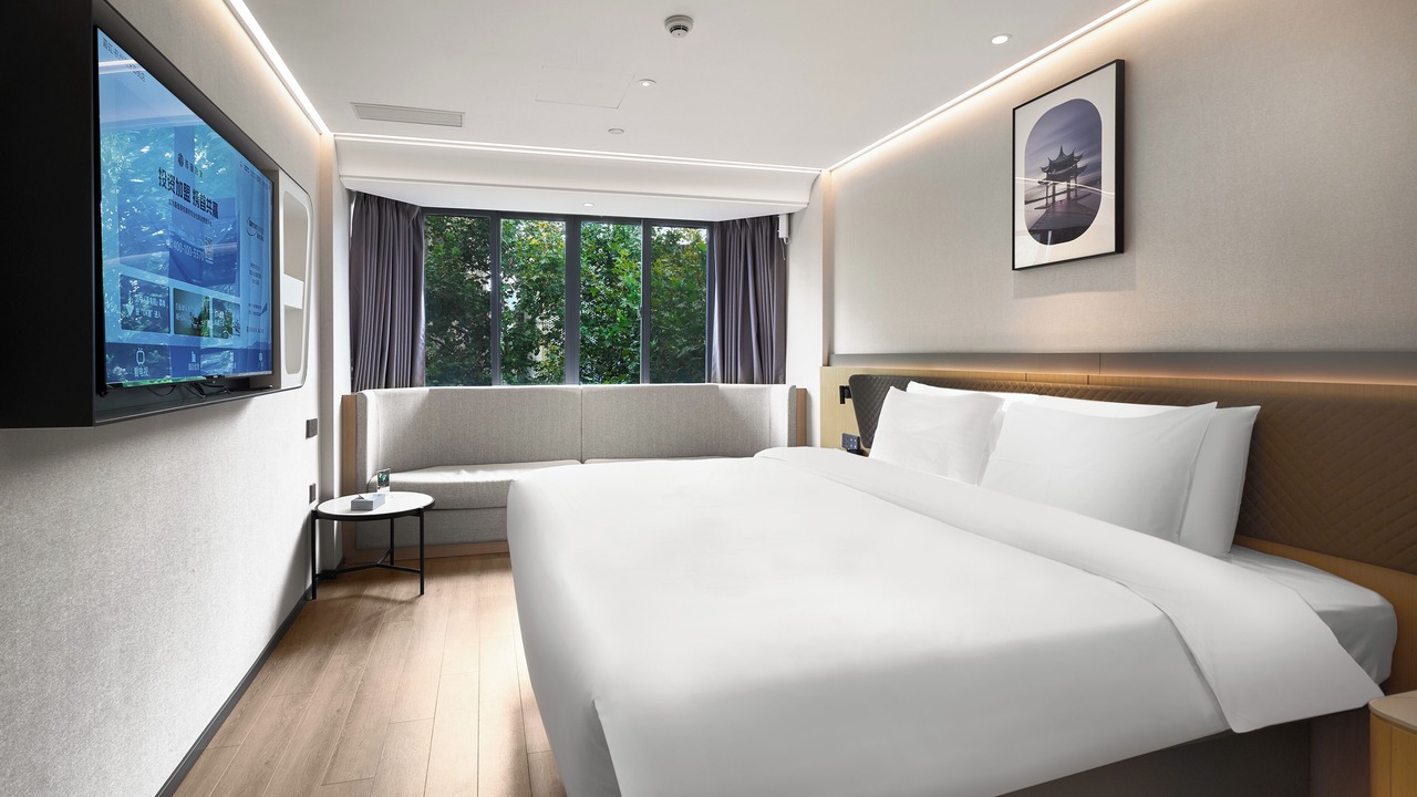 Photo of Bedroom in Downtown Hangzhou