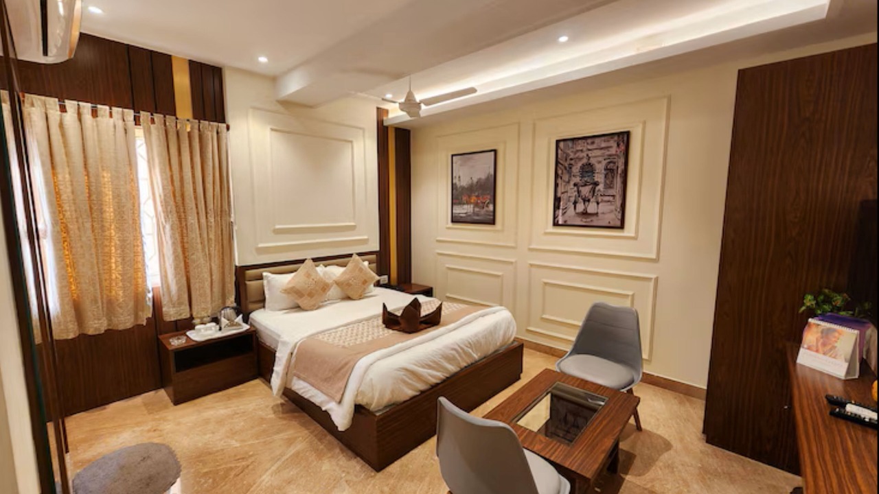 Photo of Bedroom in Arambag