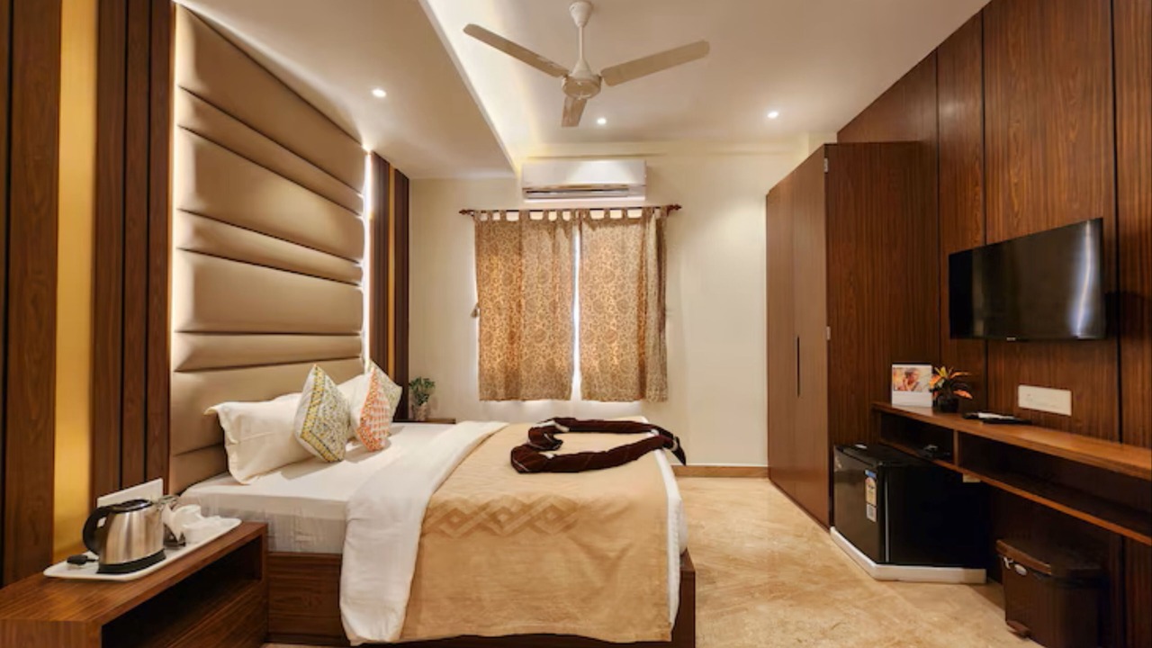Photo of Bedroom in Arambag