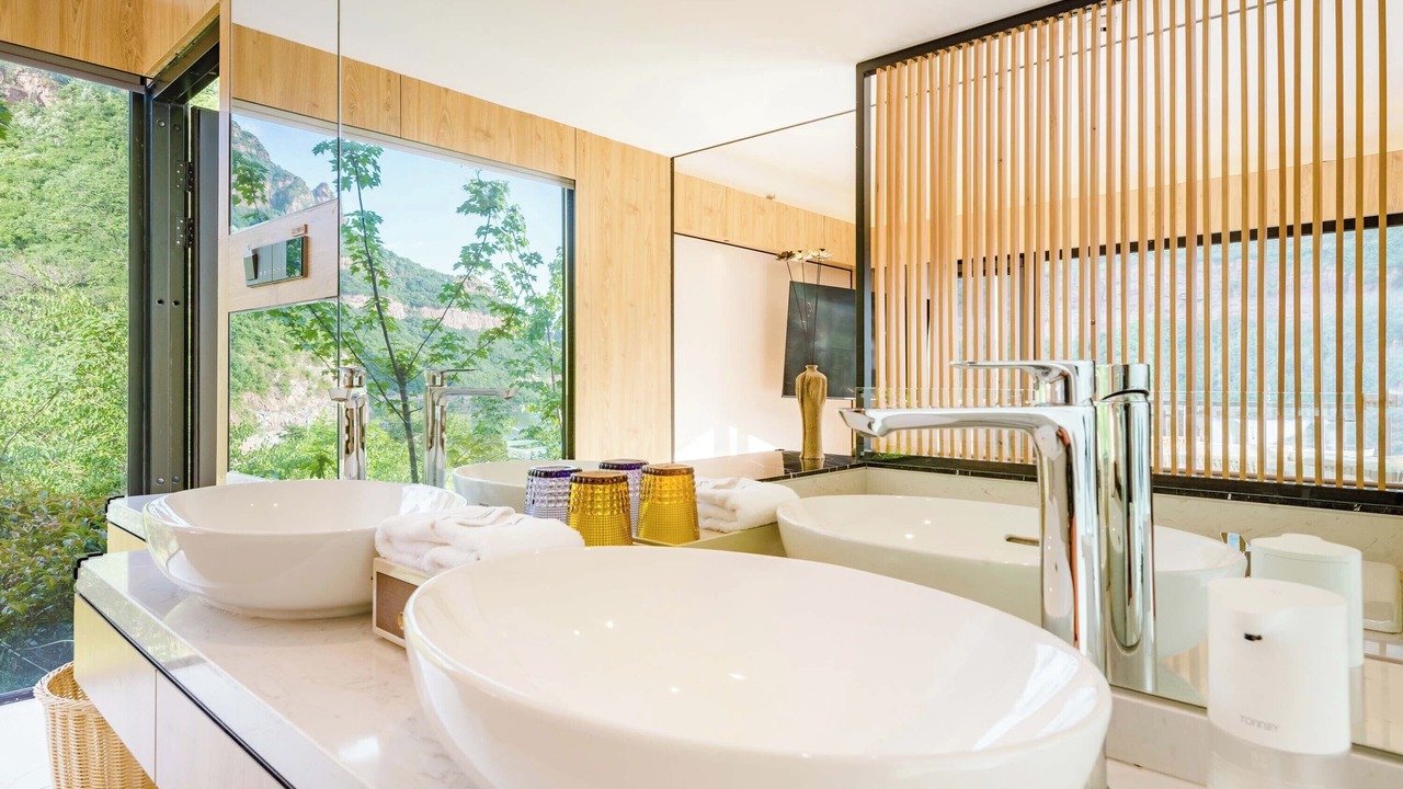 Photo of Bathroom in Linzhou