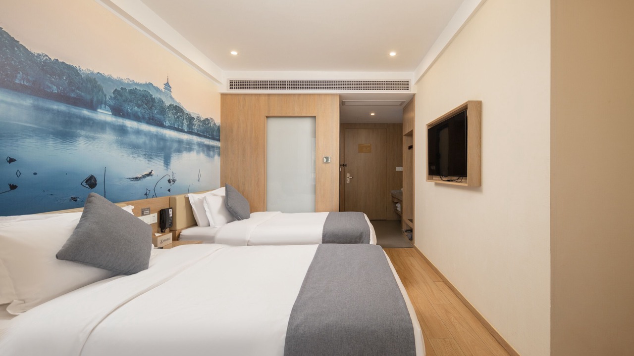 Photo of Bedroom in Downtown Hangzhou