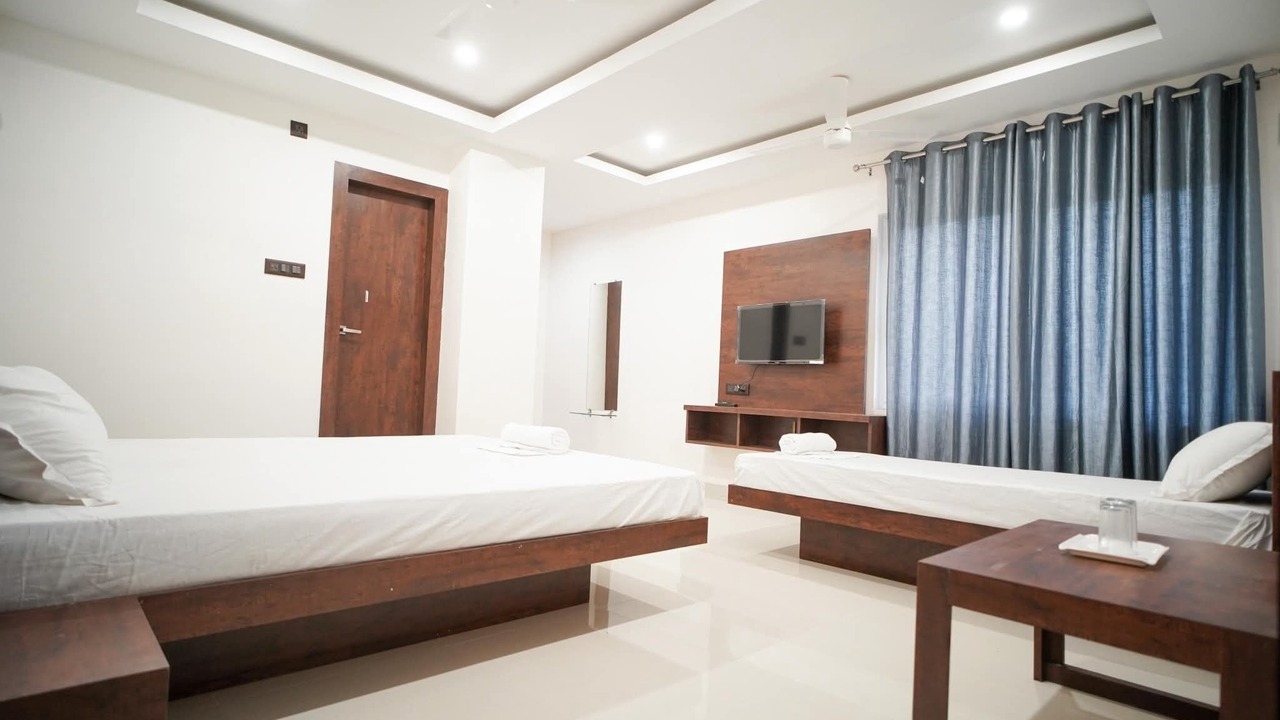 Photo of Bedroom in Sualkuchi