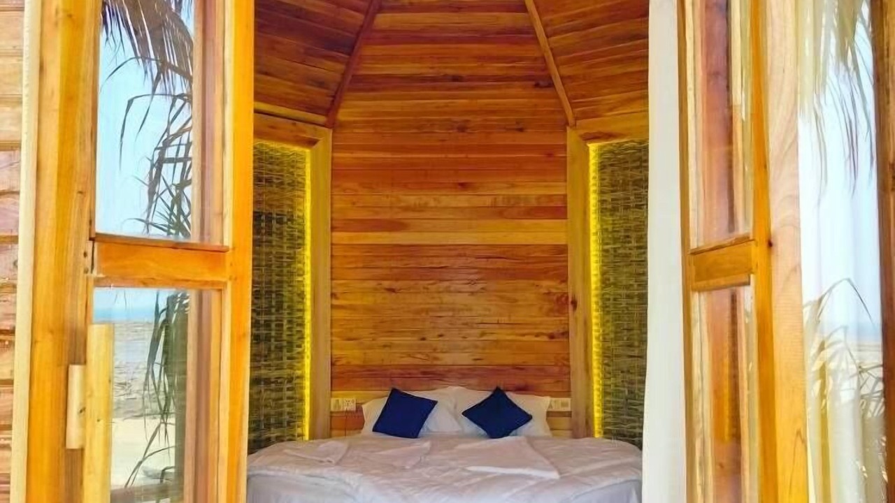 Photo of Bedroom in Saint Martin's Island