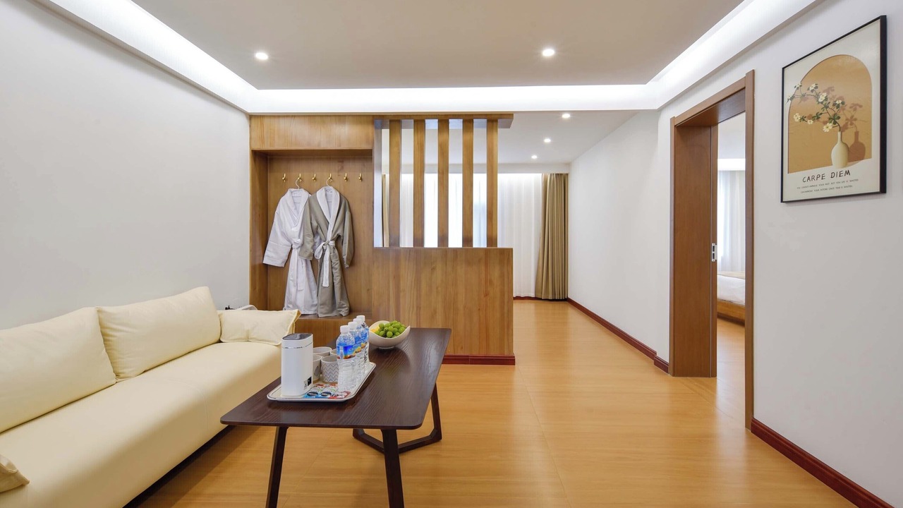 Photo of Bedroom in Shangri-La