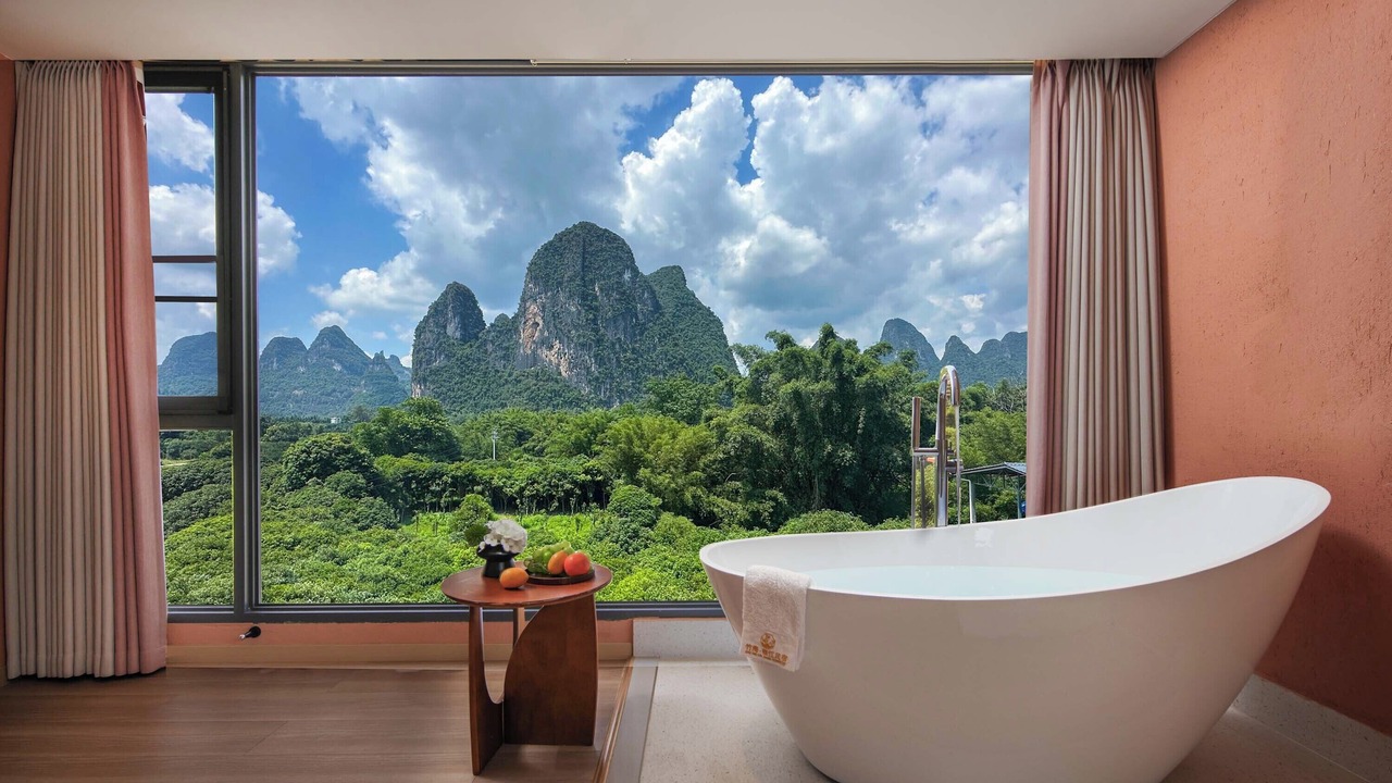 Photo of Bedroom in Xingping Ancient Town