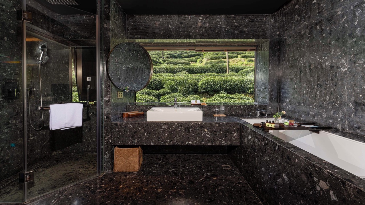 Photo of Bathroom in Xihu