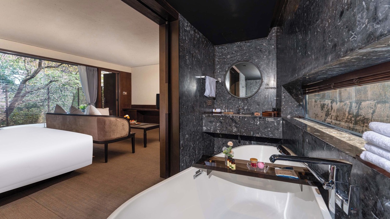 Photo of Bathroom in Xihu