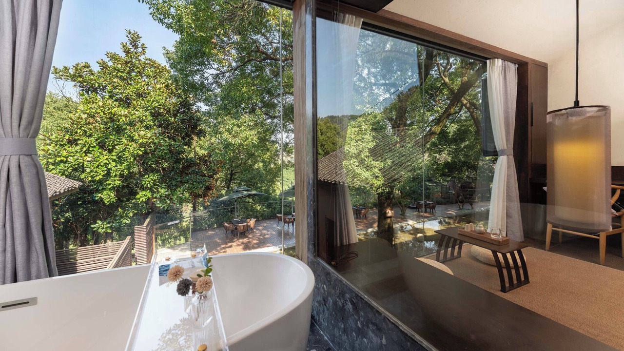 Photo of Bathroom in Xihu